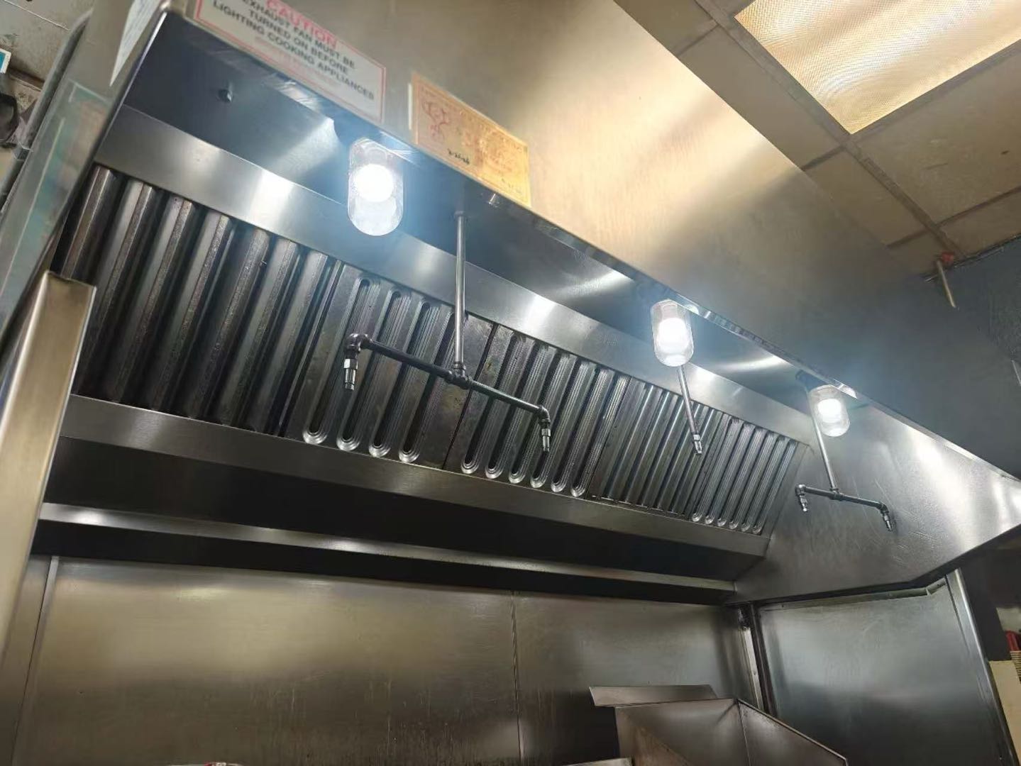 CONFIDENTIAL RESTAURANT OPPORTUNITY