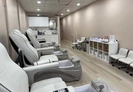 TURNKEY NAIL SALON — Pinole